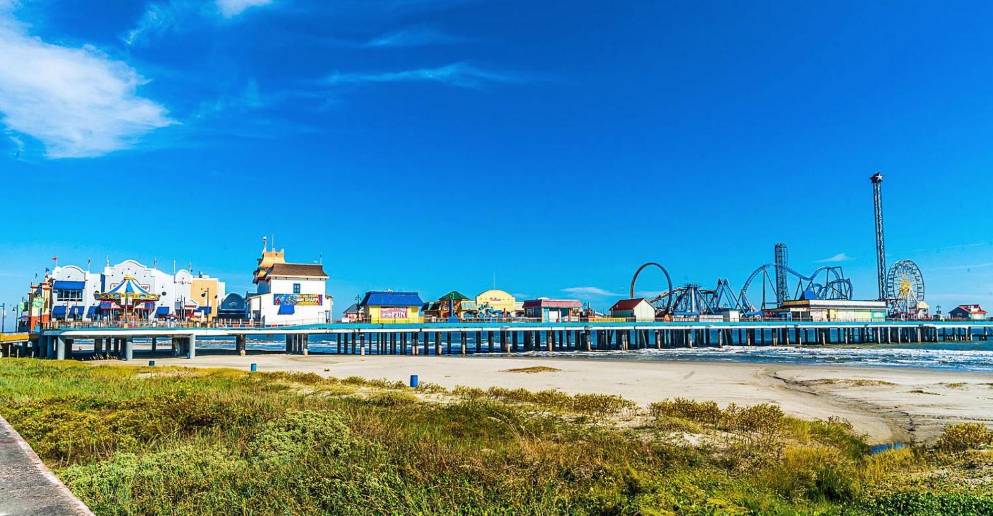 Perfect Location Spacious Yard Coffee Bar At This Lovely Beach Home Galveston Exterior photo